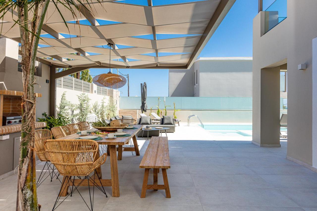 Lagoon Seabreeze Villa, Sumptuous Retreat, By Thinkvilla Pánormos Esterno foto
