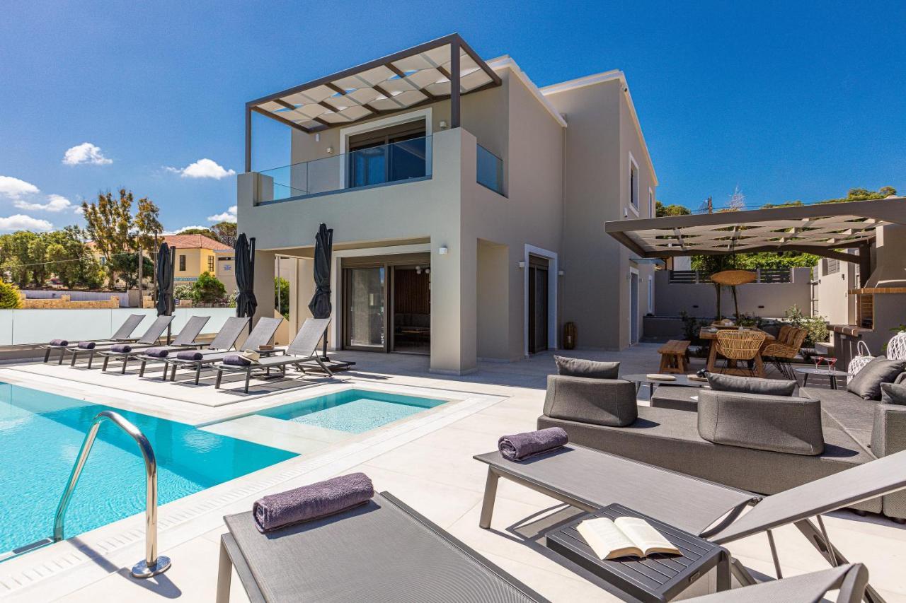 Lagoon Seabreeze Villa, Sumptuous Retreat, By Thinkvilla Pánormos Esterno foto