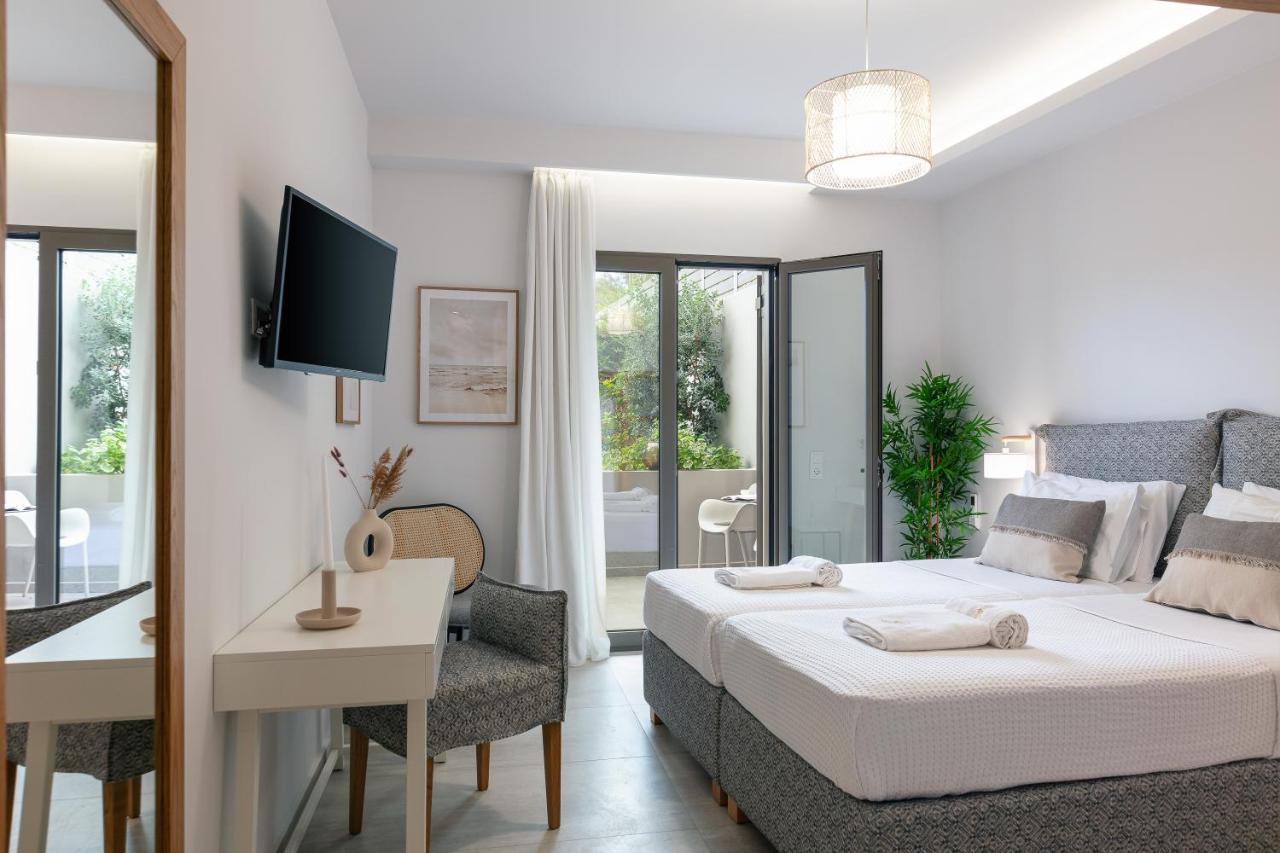 Lagoon Seabreeze Villa, Sumptuous Retreat, By Thinkvilla Pánormos Esterno foto